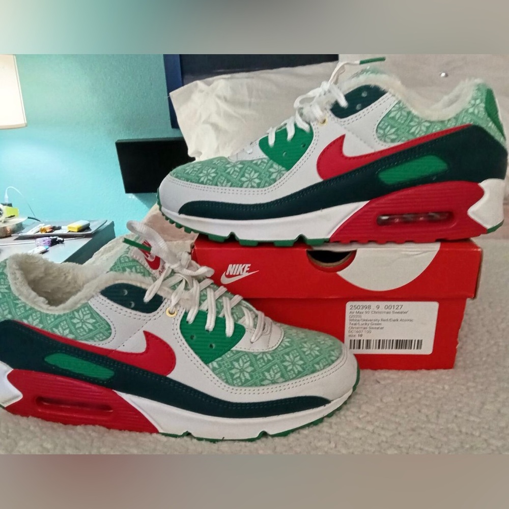 Nike Christmas Sweater Shoes Brand New In Box